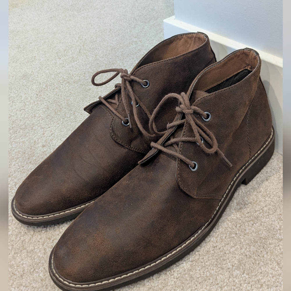 Guess USA brown chukka boots